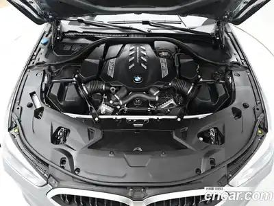 BMW 8-Series 2024 4.4 Автомат в Москве № 188520, миниатюра 6