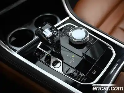 BMW 8-Series 2024 4.4 Автомат в Москве № 188520, миниатюра 9