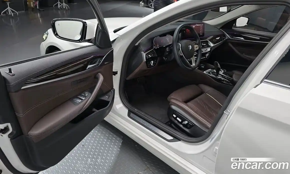 BMW 5-Series 2023 2.0 Автомат в Москве № 188835, фото 11