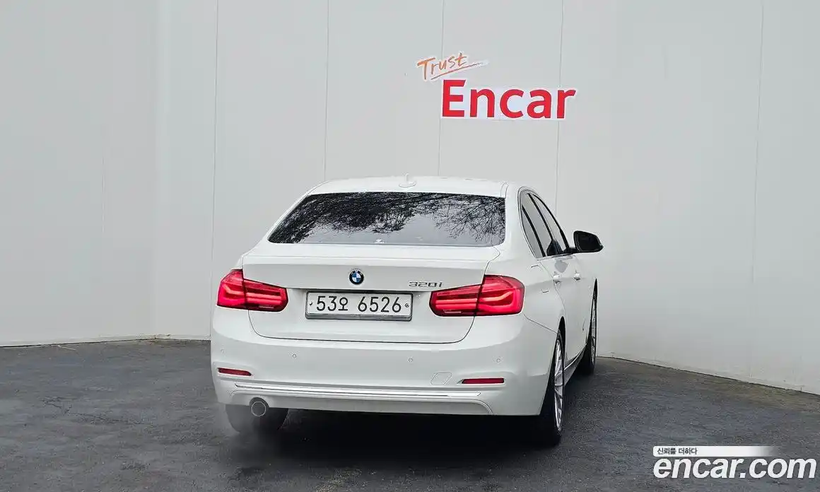 BMW 3-Series 2017 2.0 Автомат в Москве № 193169, фото 18