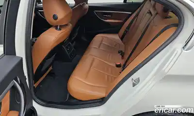 BMW 3-Series 2017 2.0 Автомат в Москве № 193169, миниатюра 2