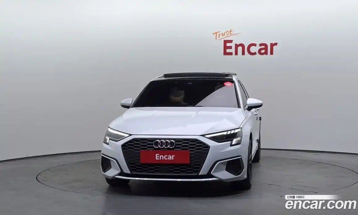 Audi A3 2023 2.0 Автомат в Москве № 193411, фото 4