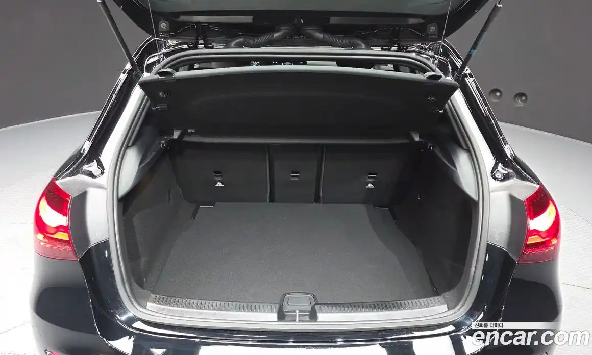 Mercedes-Benz A-Class 2024 2.0 Автомат в Москве № 193843, фото 20