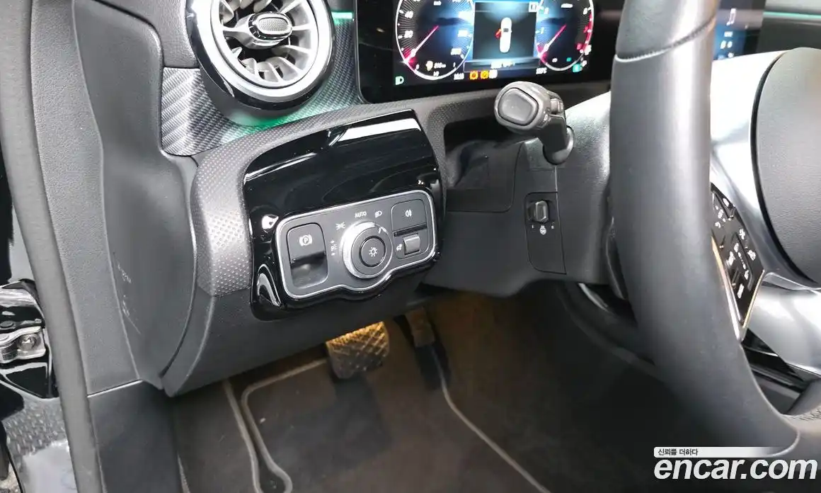 Mercedes-Benz A-Class 2024 2.0 Автомат в Москве № 193843, фото 4