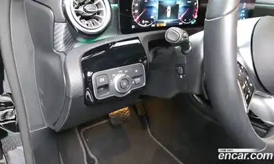 Mercedes-Benz A-Class 2024 2.0 Автомат в Москве № 193843, миниатюра 4