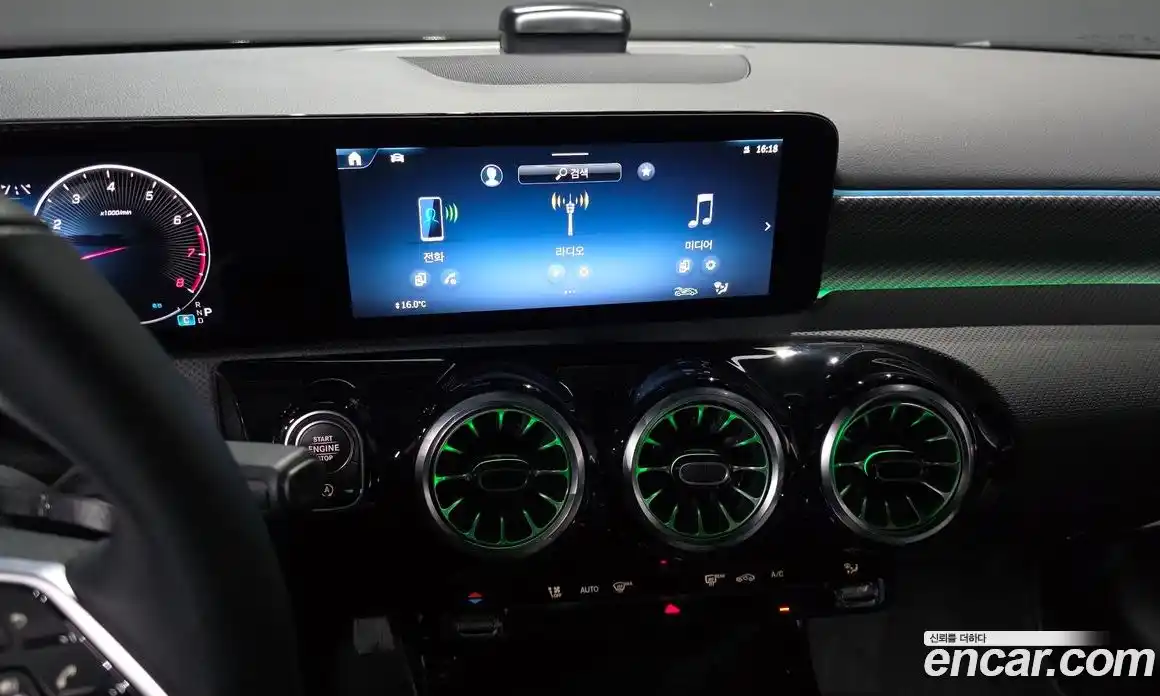 Mercedes-Benz A-Class 2024 2.0 Автомат в Москве № 193843, фото 6