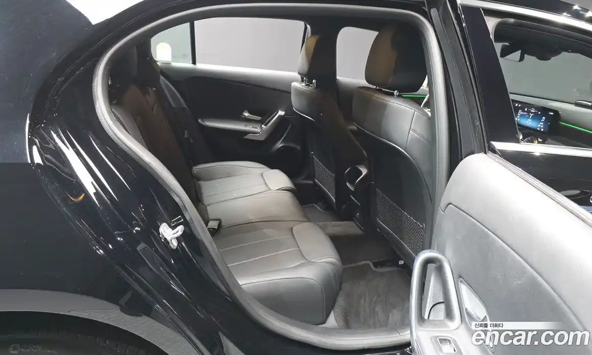 Mercedes-Benz A-Class 2024 2.0 Автомат в Москве № 193843, фото 7