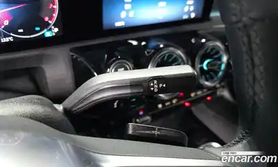 Mercedes-Benz A-Class 2024 2.0 Автомат в Москве № 193843, миниатюра 10