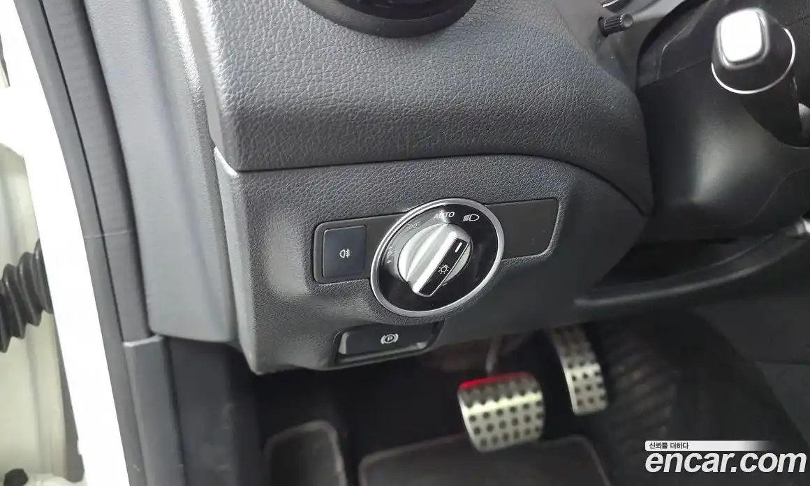 Mercedes-Benz CLA-Class 2016 2.0 Автомат в Москве № 195041, фото 18