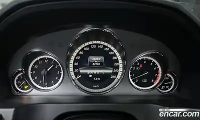 Mercedes-Benz E-Class 2013 3.5 Автомат в Москве № 195092, миниатюра 12
