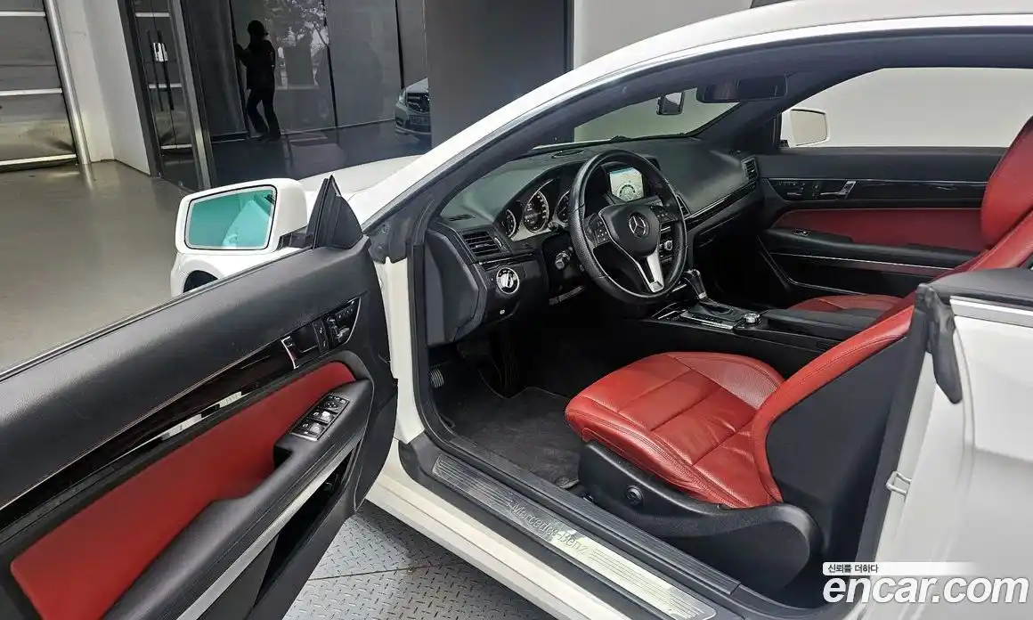 Mercedes-Benz E-Class 2013 3.5 Автомат в Москве № 195092, фото 15