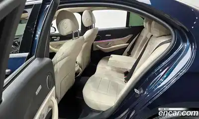 Mercedes-Benz E-Class 2018 2.0 Автомат в Москве № 195555, миниатюра 3