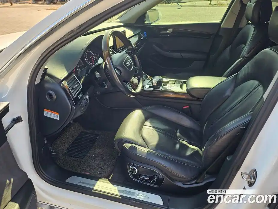 Audi A8 2015 3.0 Автомат в Москве № 196897, фото 11