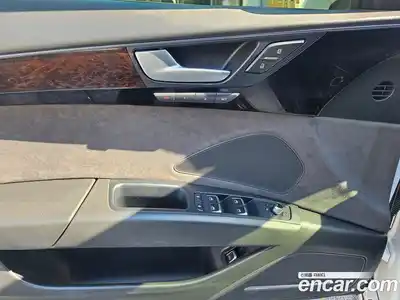 Audi A8 2015 3.0 Автомат в Москве № 196897, миниатюра 12