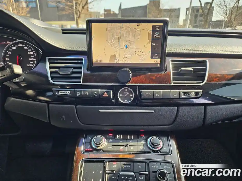 Audi A8 2015 3.0 Автомат в Москве № 196897, фото 17