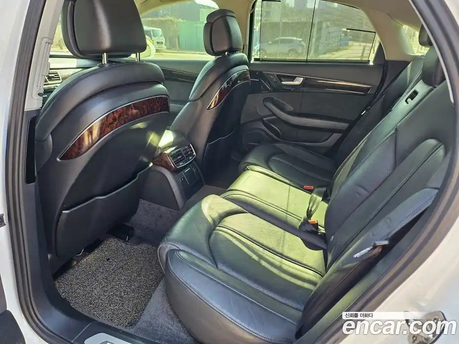 Audi A8 2015 3.0 Автомат в Москве № 196897, фото 9