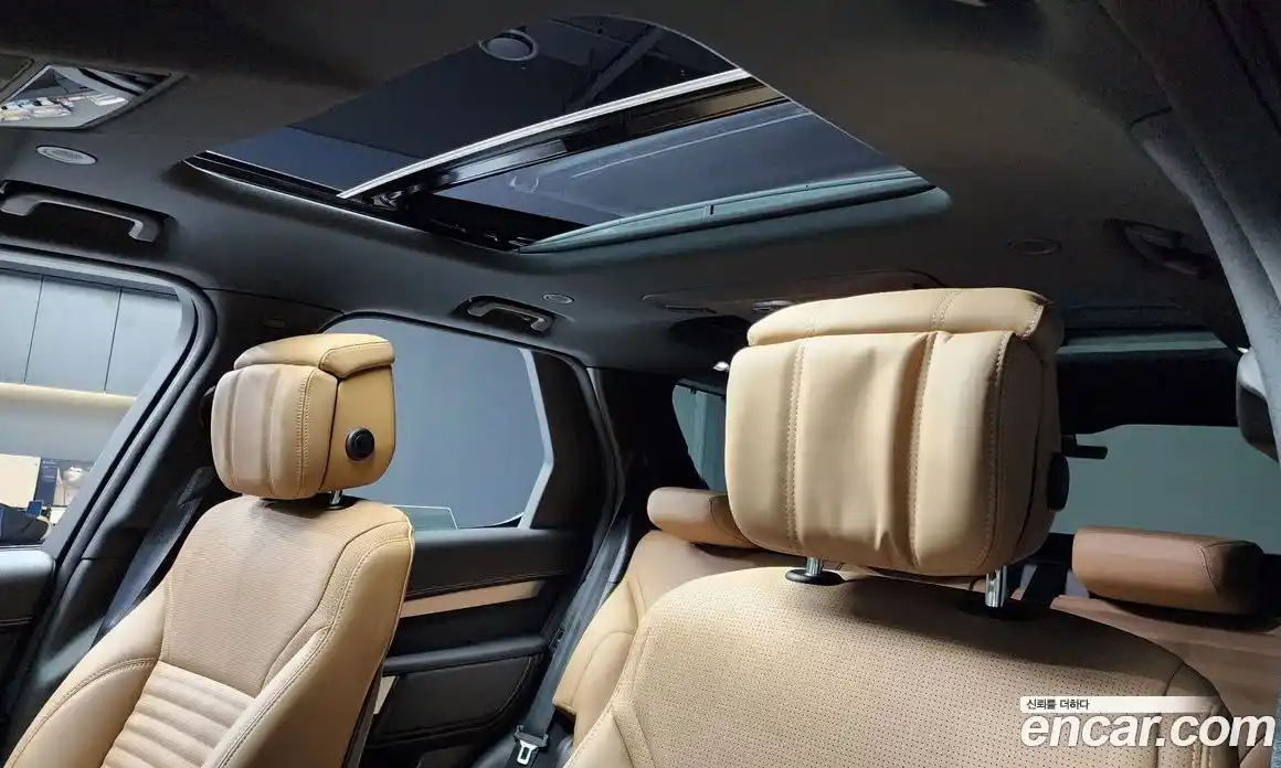 Land Rover Discovery 2024 3.0 Автомат в Москве № 198039, фото 17