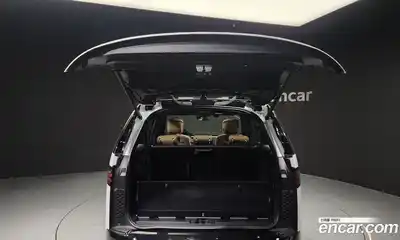 Land Rover Discovery 2024 3.0 Автомат в Москве № 198039, миниатюра 9