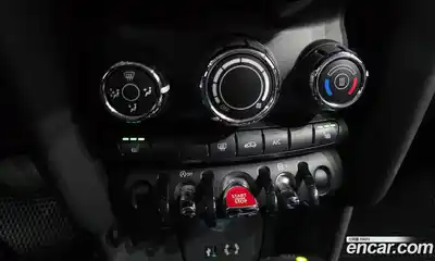 Mini Cooper 2016 1.5 Автомат в Москве № 198427, миниатюра 8