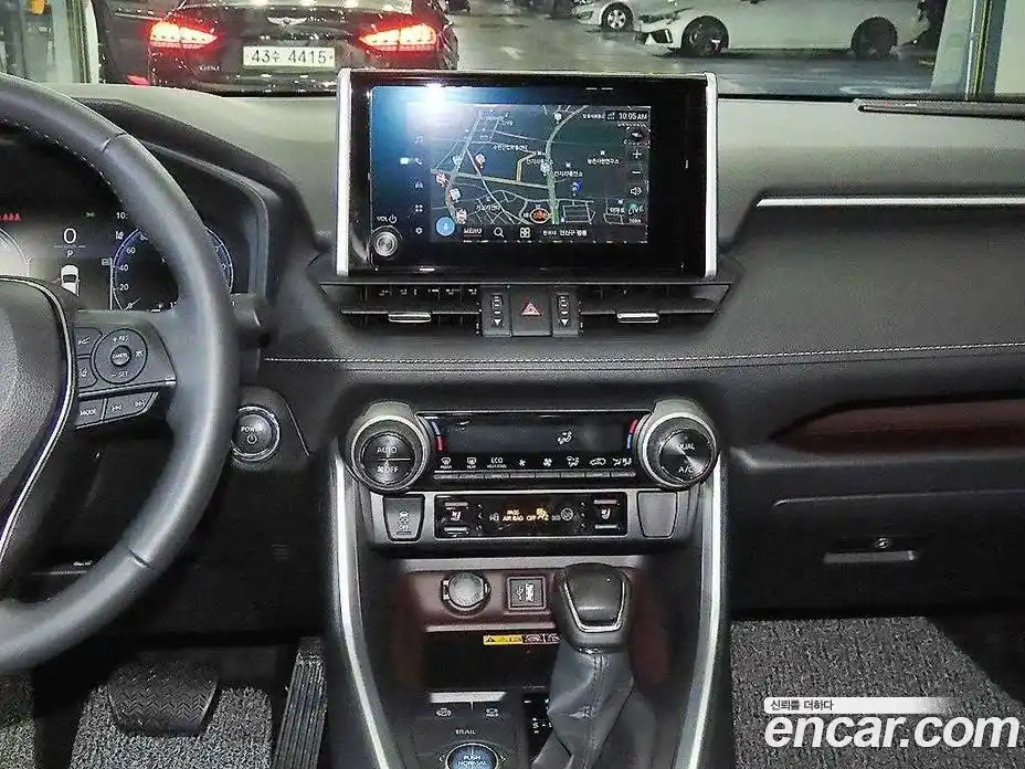 Toyota RAV4 2025 2.5 Автомат в Москве № 199525, фото 11