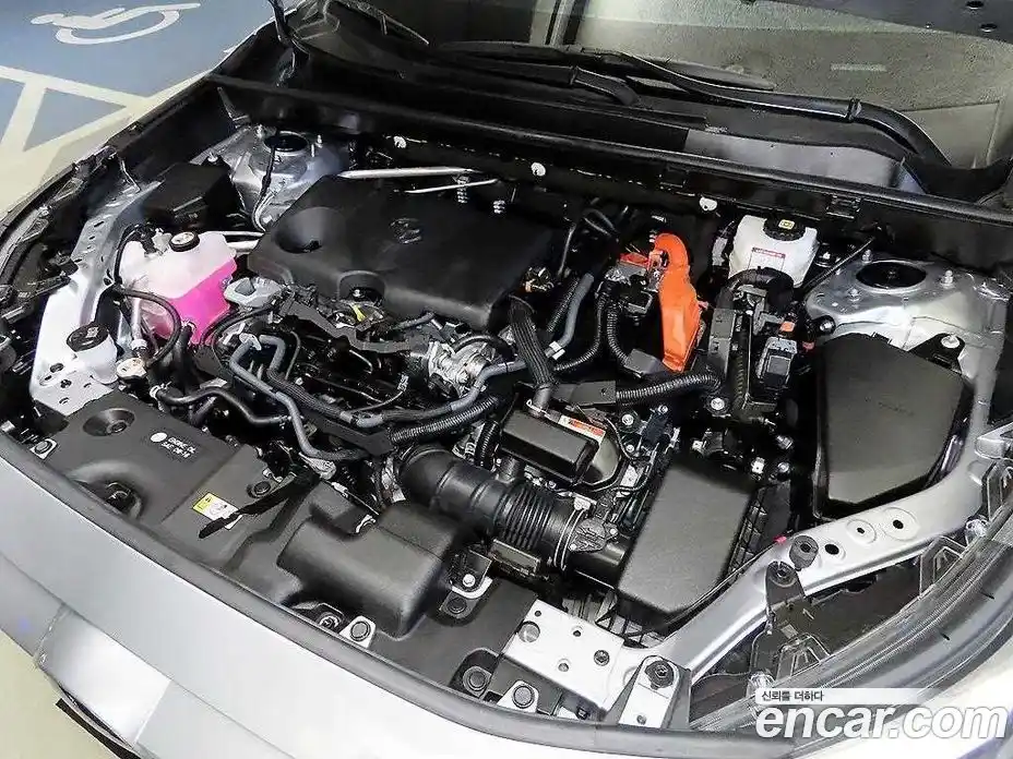 Toyota RAV4 2025 2.5 Автомат в Москве № 199525, фото 19