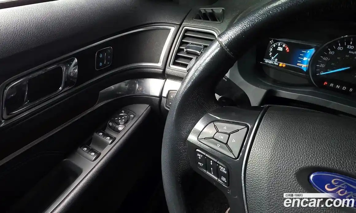 Ford Explorer 2017 2.3 Автомат в Москве № 199735, фото 16