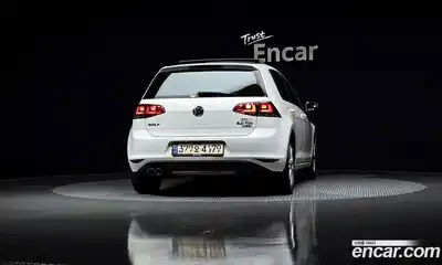 Volkswagen Golf, 2015