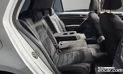 Volkswagen Golf 2015 2.0 Автомат в Москве № 201276, миниатюра 3