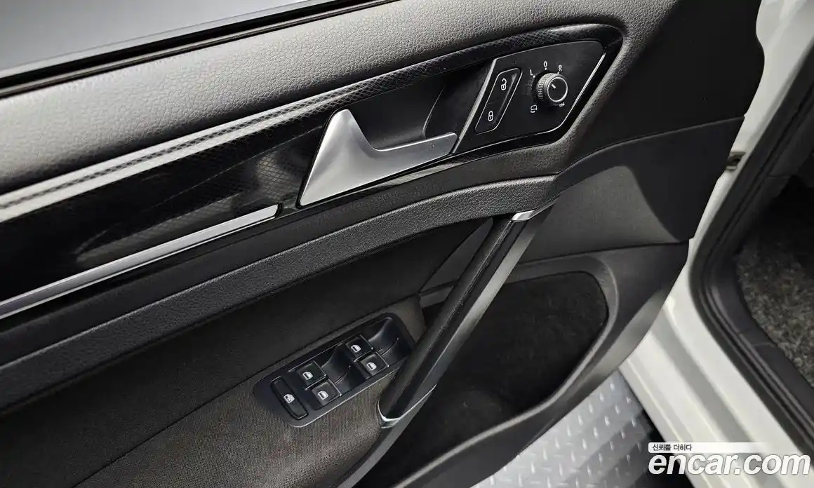 Volkswagen Golf 2015 2.0 Автомат в Москве № 201276, фото 8