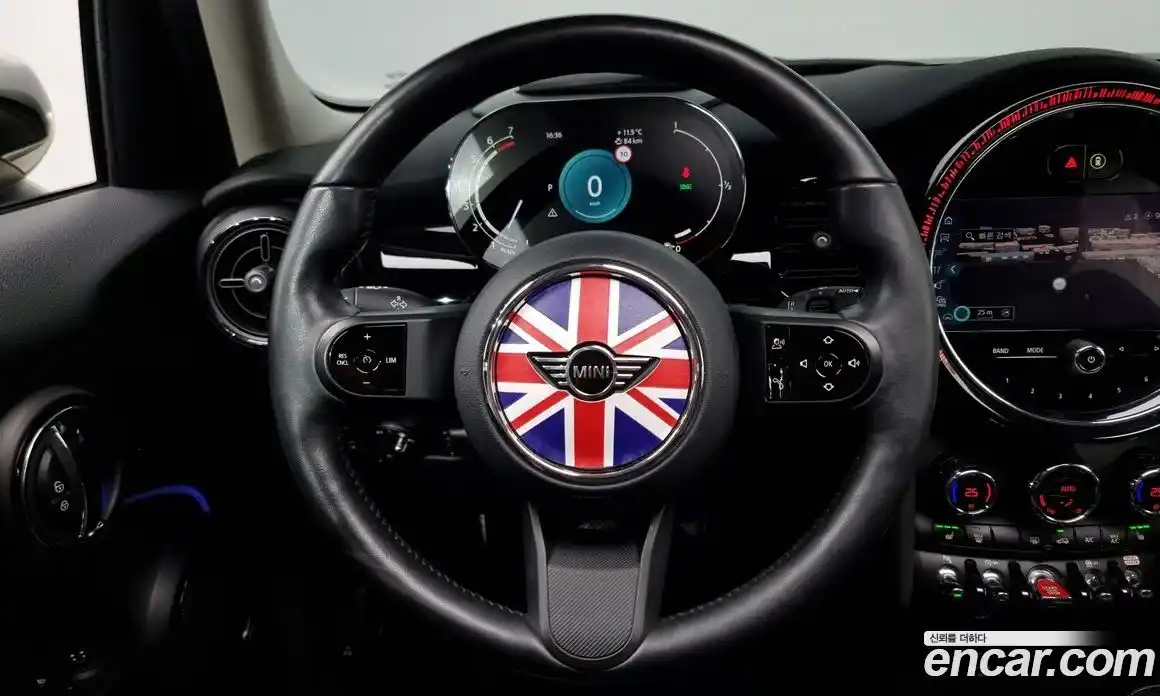 Mini Cooper 2022 2.0 Автомат в Москве № 201284, фото 13