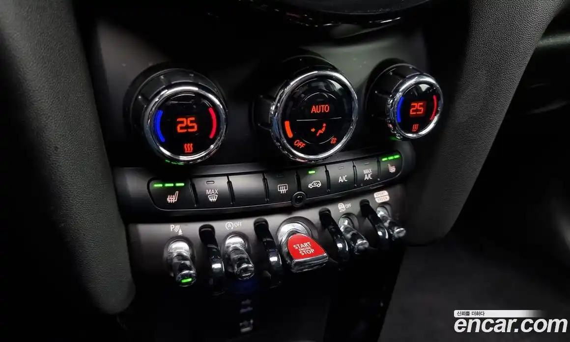 Mini Cooper 2022 2.0 Автомат в Москве № 201284, фото 16