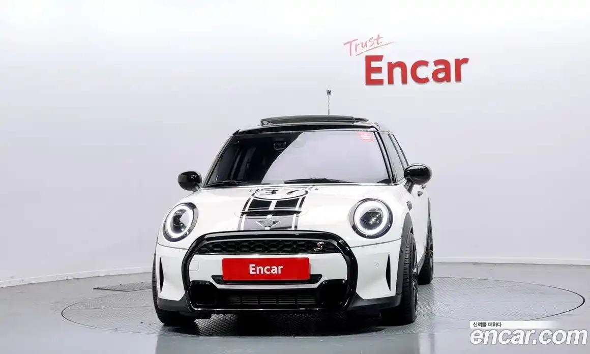 Mini Cooper 2022 2.0 Автомат в Москве № 201284, фото 3