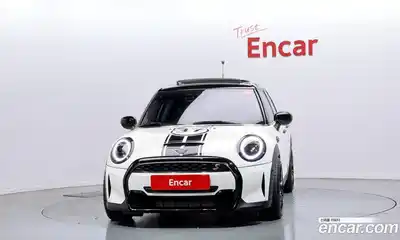 Mini Cooper 2022 2.0 Автомат в Москве № 201284, миниатюра 3
