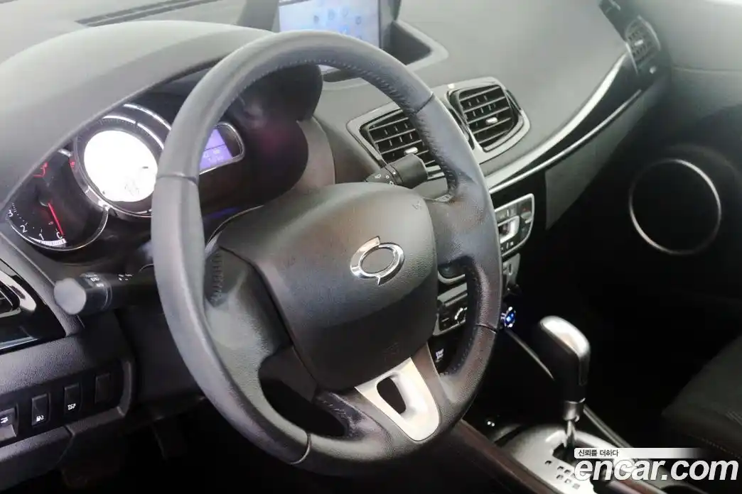 Renault SM3 2016 1.6 Автомат в Москве № 208650, фото 16