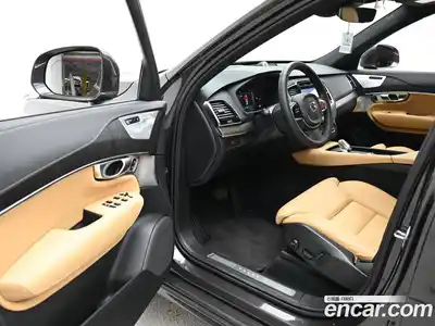 Volvo XC90 2024 2.0 Автомат в Москве № 212761, миниатюра 11