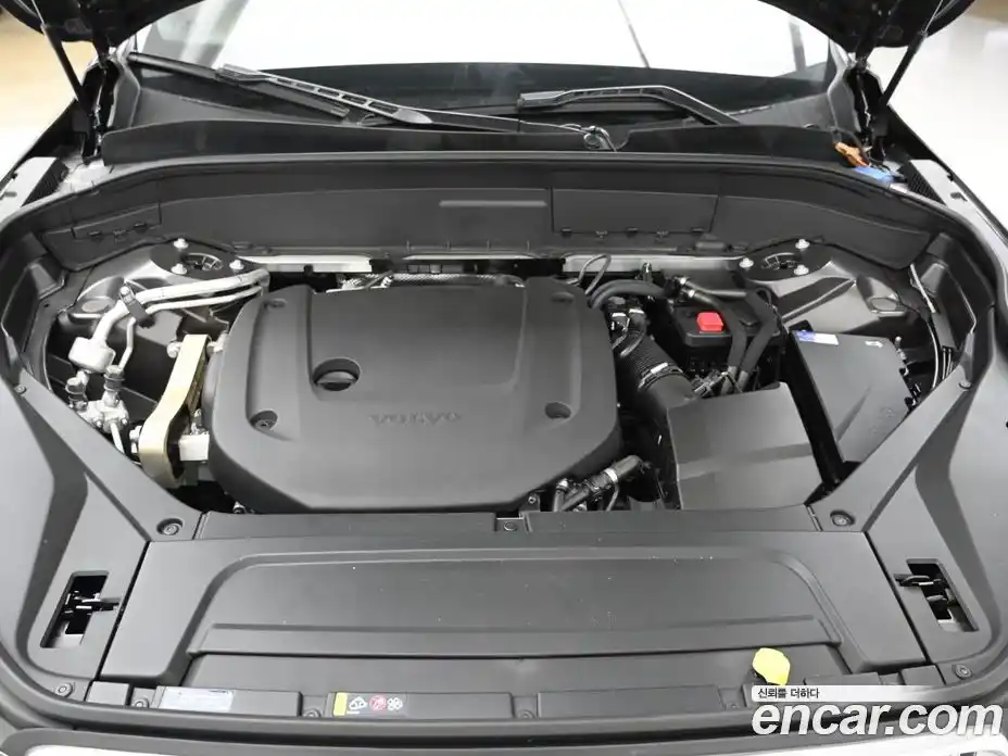 Volvo XC90 2024 2.0 Автомат в Москве № 212761, фото 6