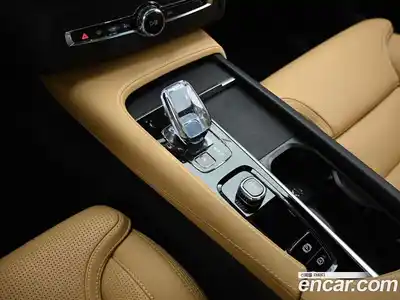 Volvo XC90 2024 2.0 Автомат в Москве № 212761, миниатюра 9