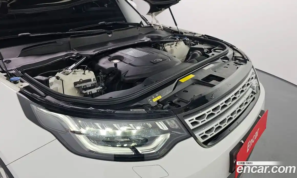 Land Rover Discovery 2017 3.0 Автомат в Москве № 213607, фото 20