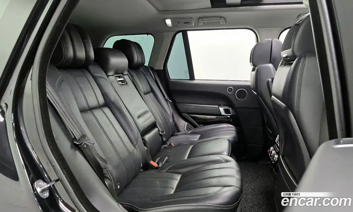 Land Rover Range-Rover 2014 4.4 Автомат в Москве № 213845, фото 12