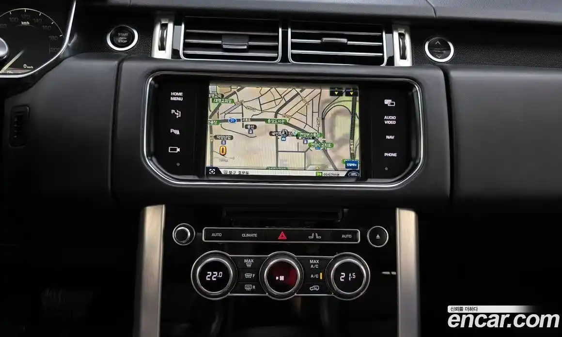 Land Rover Range-Rover 2014 4.4 Автомат в Москве № 213845, фото 14