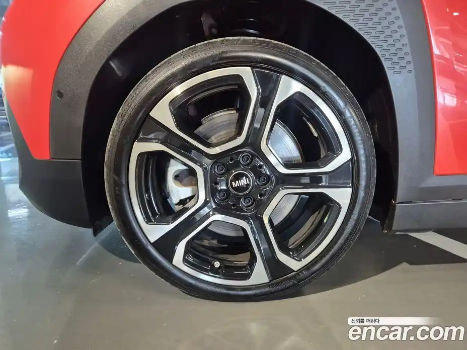 Mini Aceman 2025 0.1 Автомат в Москве № 213970, фото 5