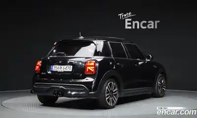 Mini Cooper 2024 2.0 Автомат в Москве № 214062, миниатюра 12