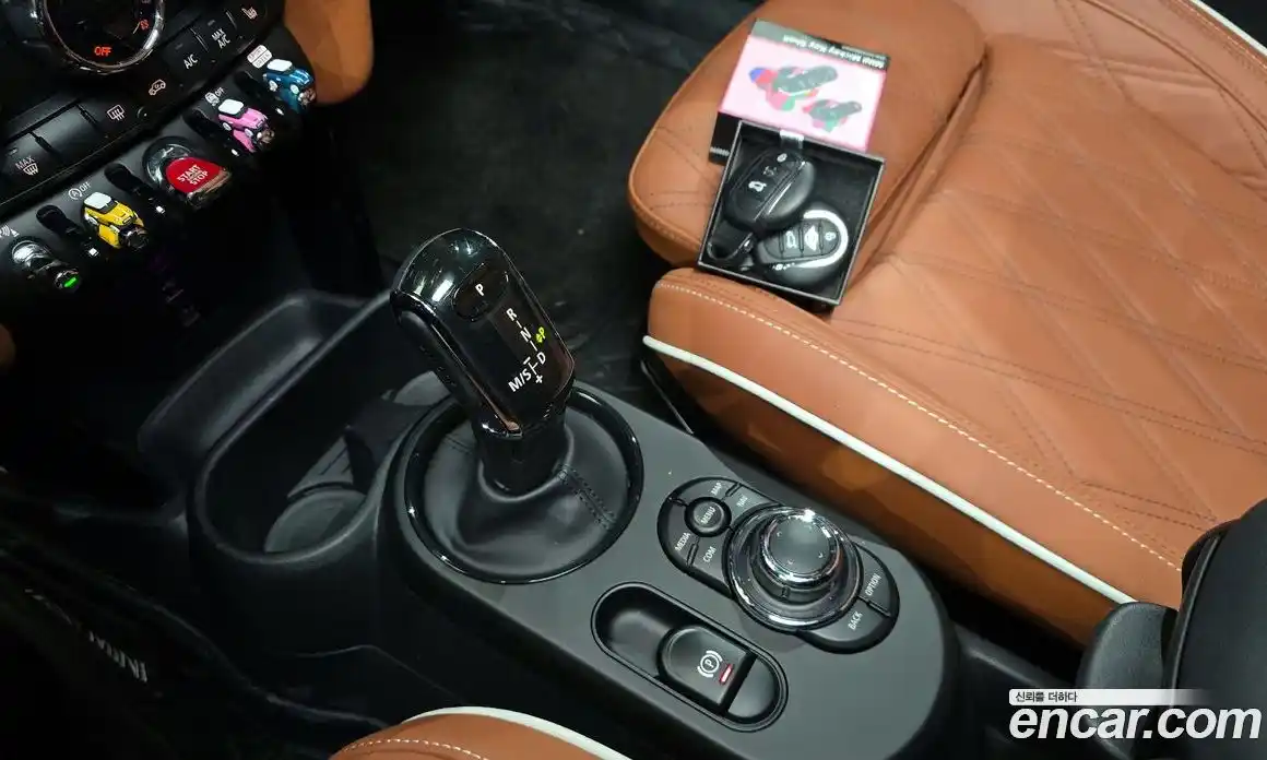 Mini Cooper 2024 2.0 Автомат в Москве № 214062, фото 17