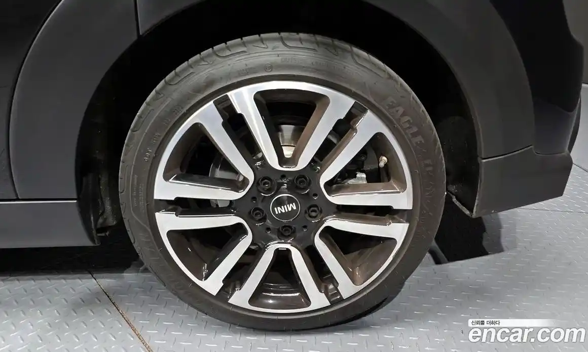 Mini Cooper 2024 2.0 Автомат в Москве № 214062, фото 19