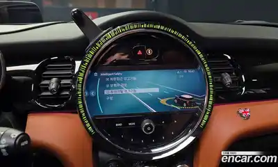 Mini Cooper 2024 2.0 Автомат в Москве № 214062, миниатюра 6