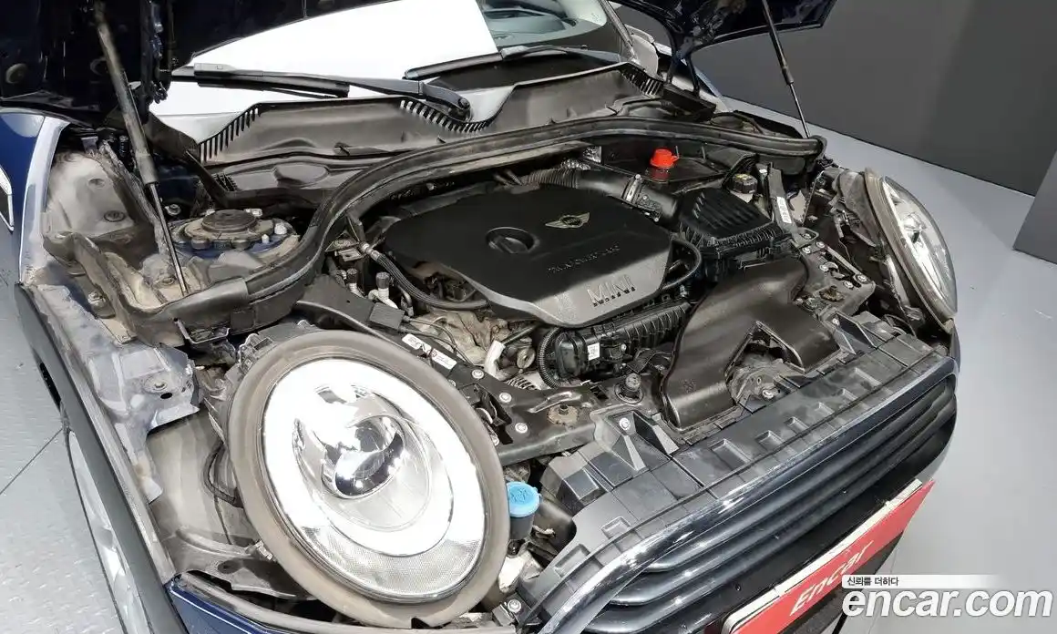 Mini Clubman 2016 1.5 Автомат в Москве № 214361, фото 6