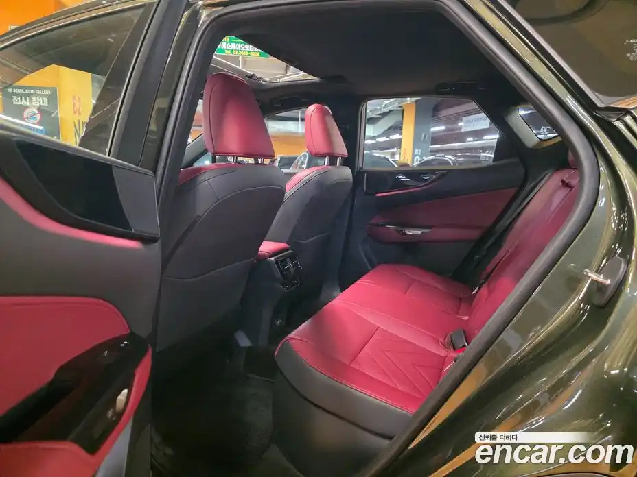 Lexus NX 2025 2.5 Вариатор в Москве № 214726, фото 13