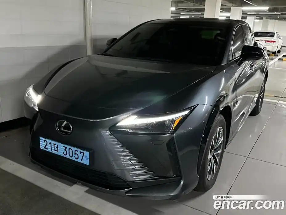 Lexus RZ 2023 Автомат в Москве № 214794, фото 1