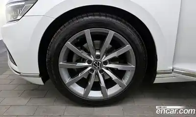 Volkswagen Passat 2021 2.0 Автомат в Москве № 214888, миниатюра 7