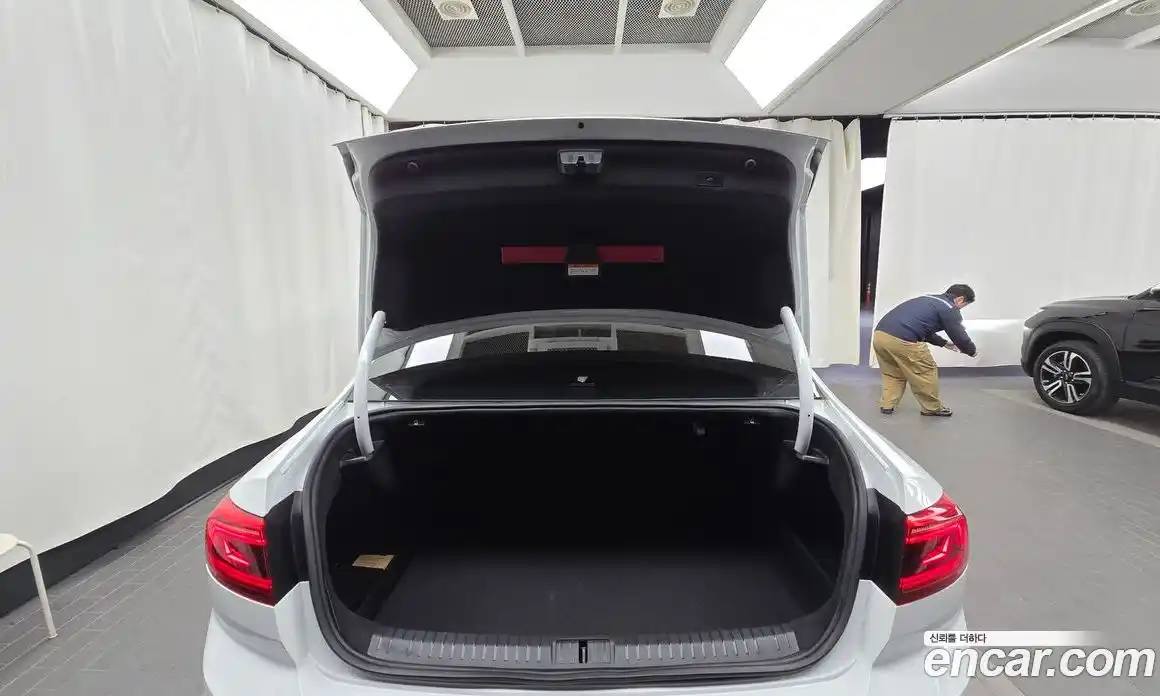 Volkswagen Passat 2021 2.0 Автомат в Москве № 214888, фото 9